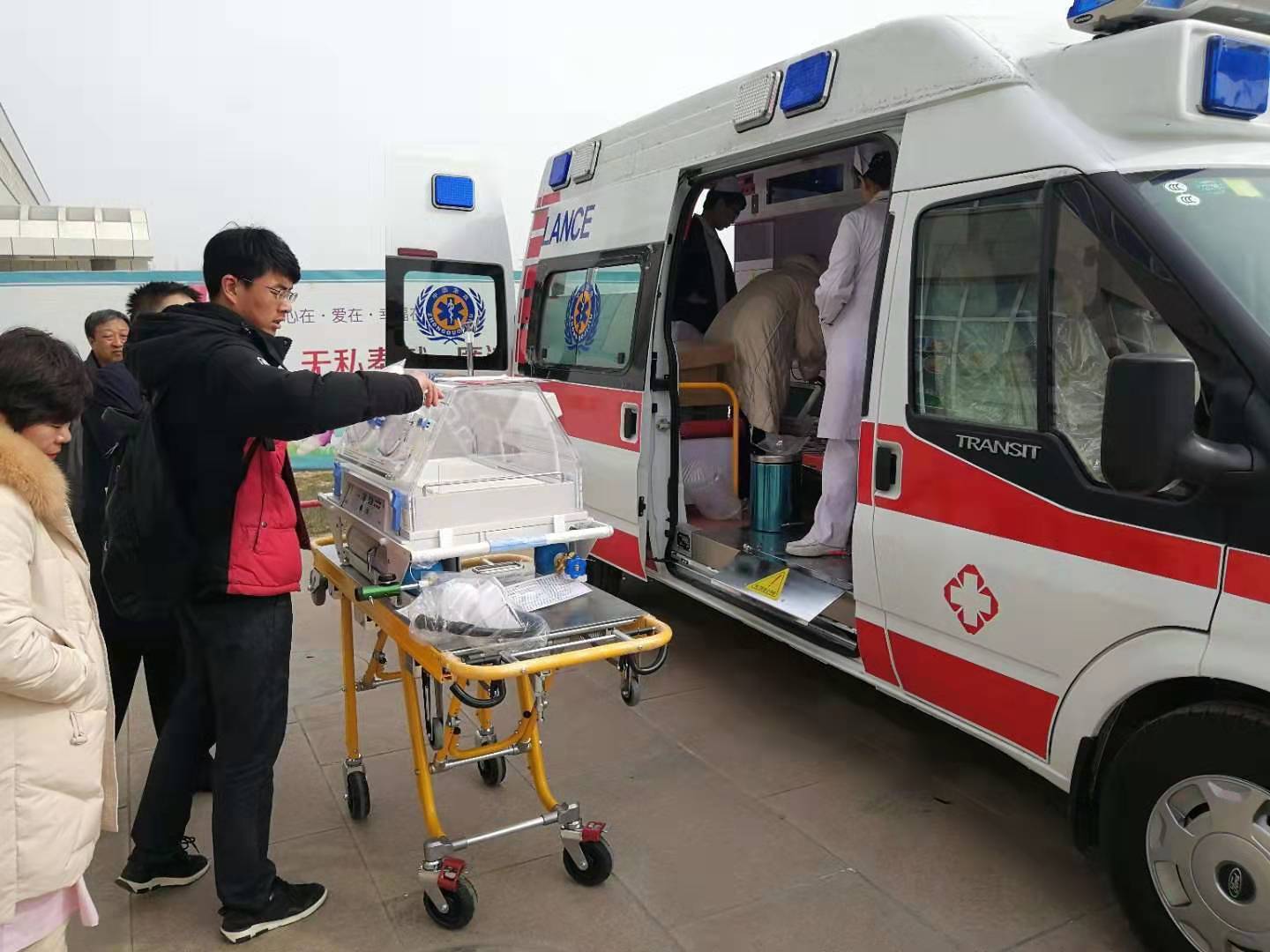 潼关县救护车转院