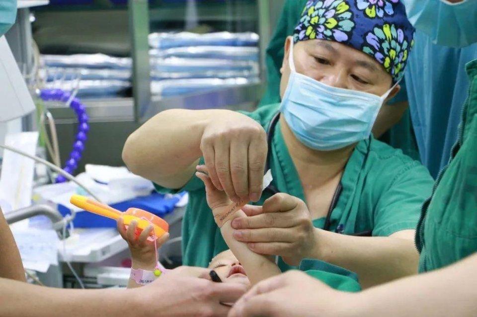 潼关县妇婴监护型护送